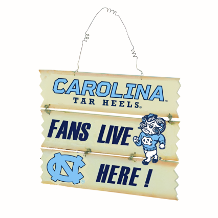 UNC Tar Heels Fans Sign
